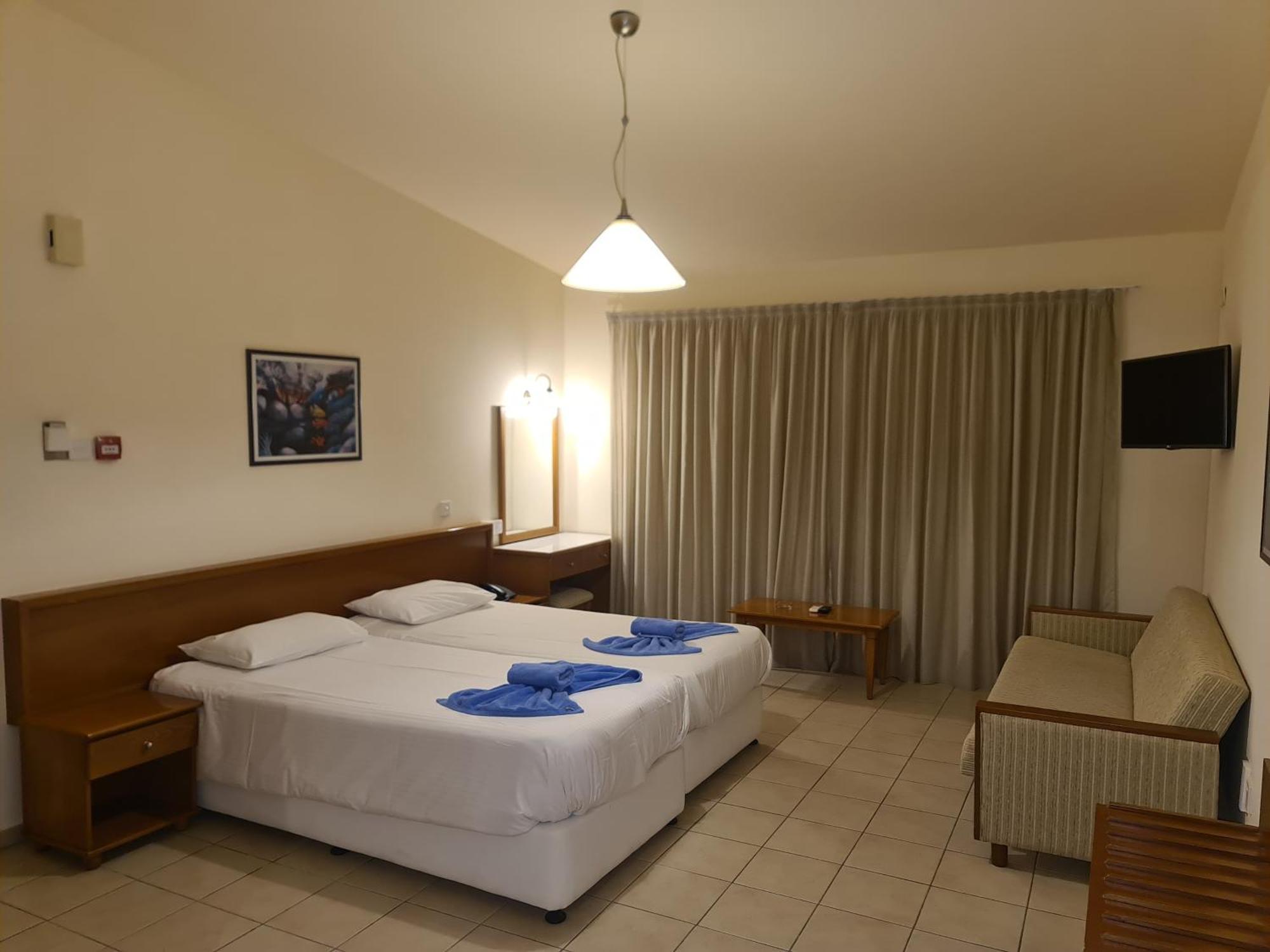 Nissiana Hotel & Bungalows Ayia Napa Ngoại thất bức ảnh