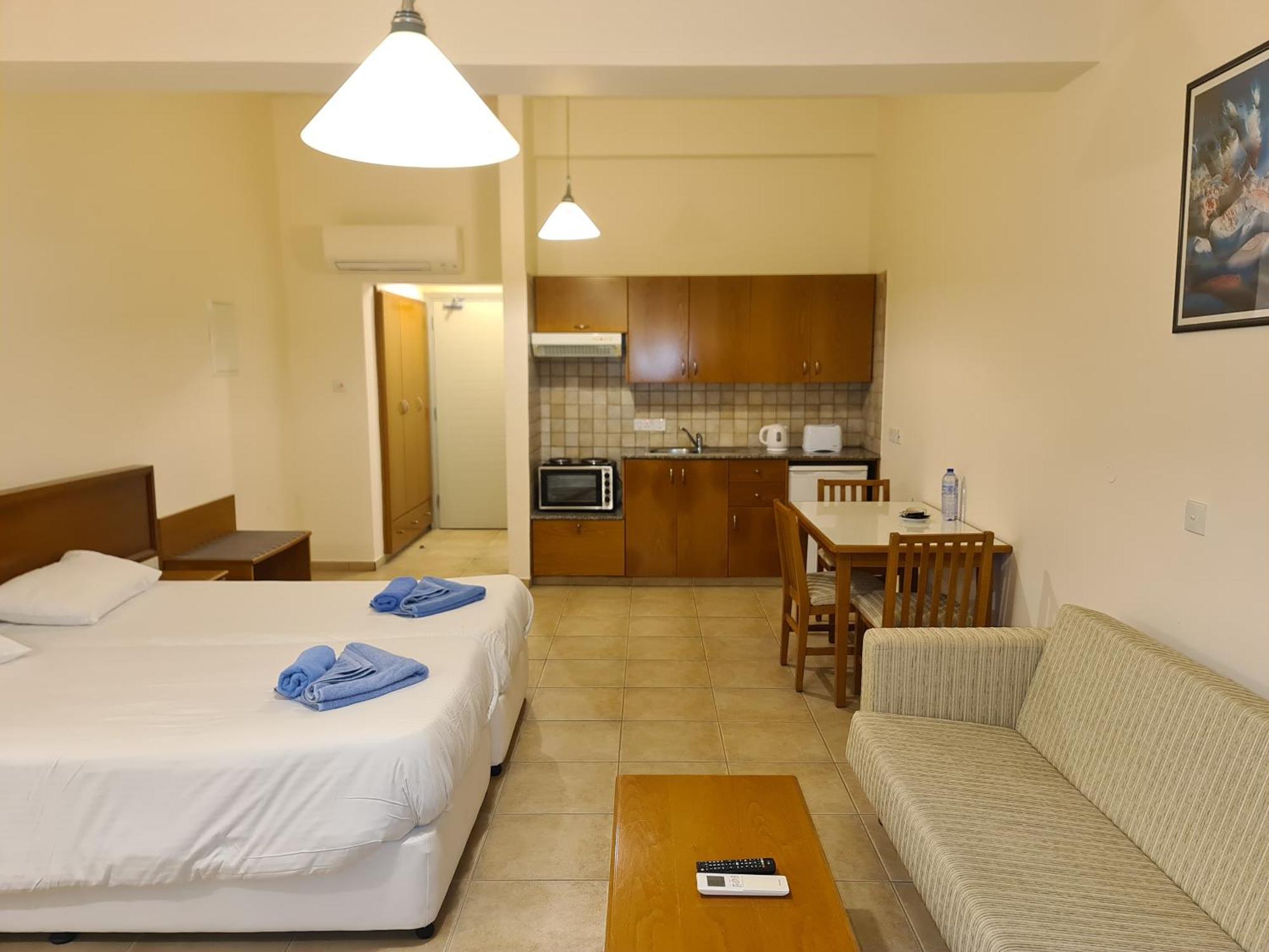 Nissiana Hotel & Bungalows Ayia Napa Ngoại thất bức ảnh